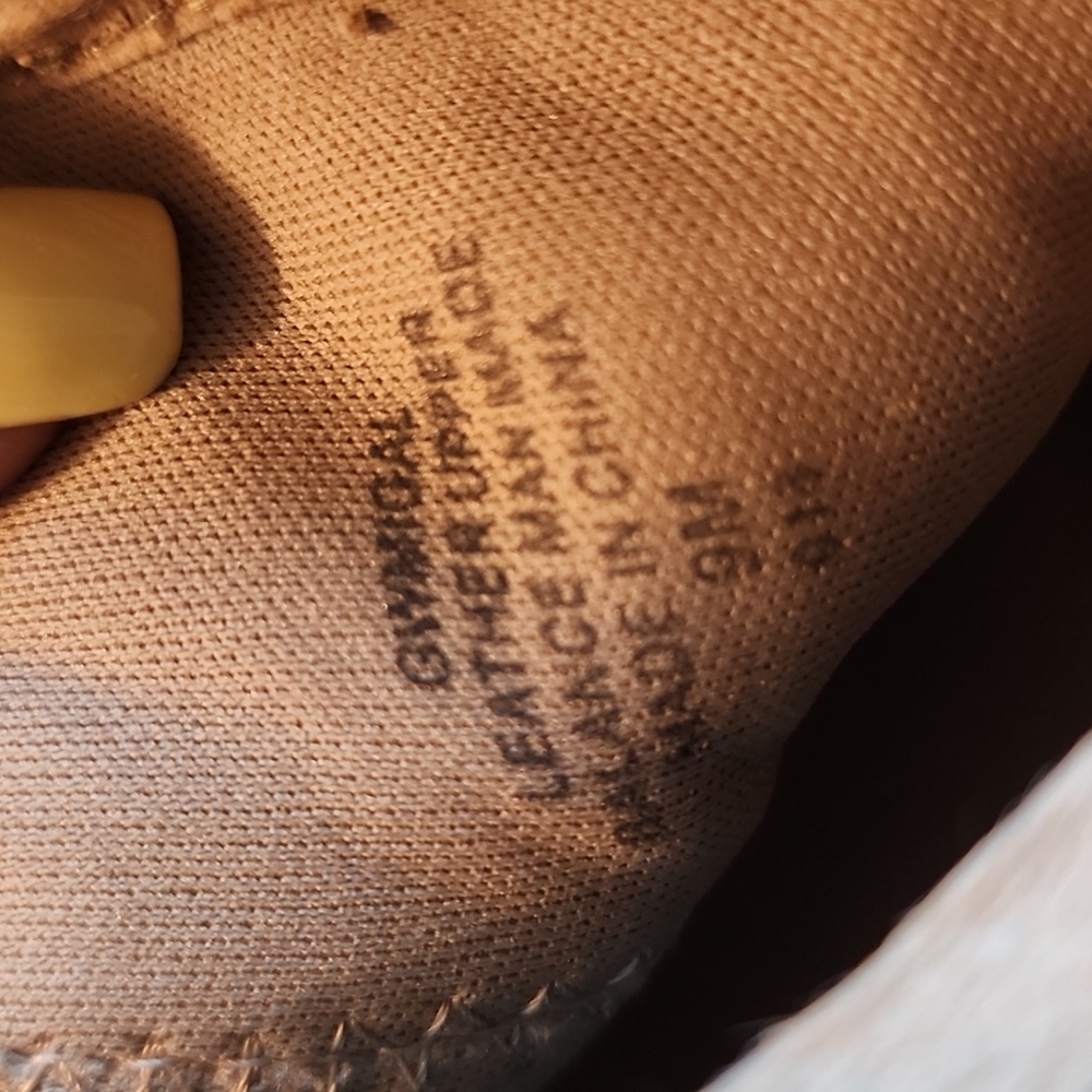 Guess Boots - Picture 7 of 11